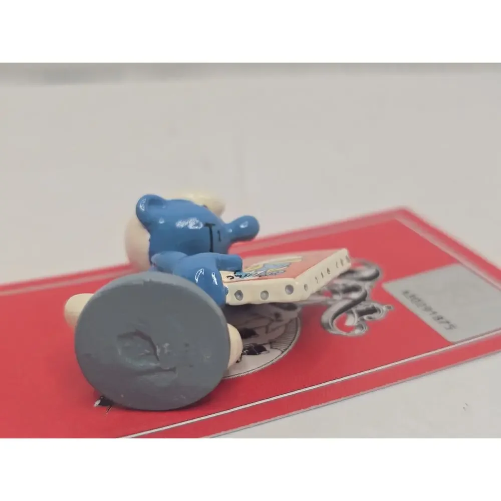 Pixi Mini, Smurf with Picture Of Smurfette in Box with numbered COA from France